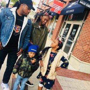 Meet your Posher, Najee